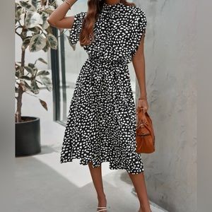 Shein Dalmatian Print Batwing Sleeve Keyhole Back Dress